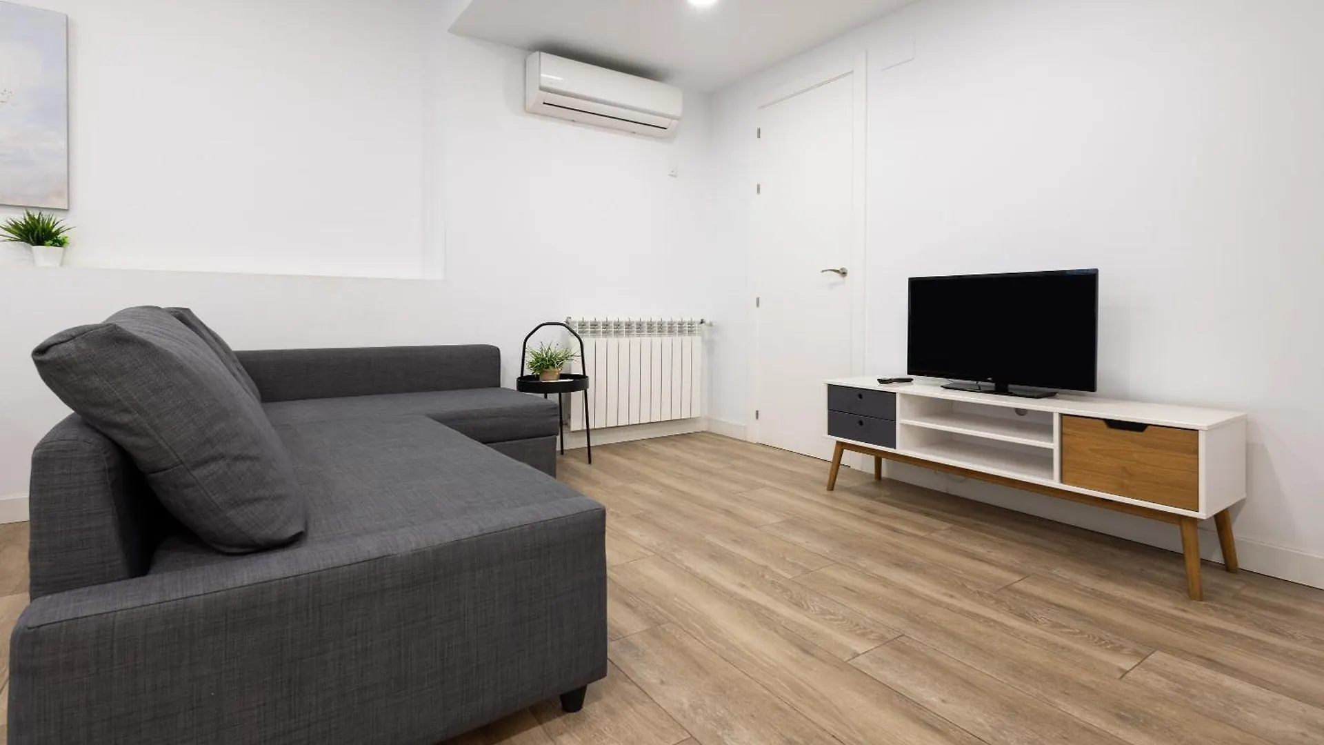 Stay U-Nique Apartments Fabra I Puig Barcelona